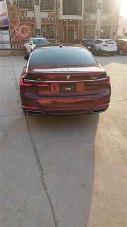 بي ام دبليو الفئة 7